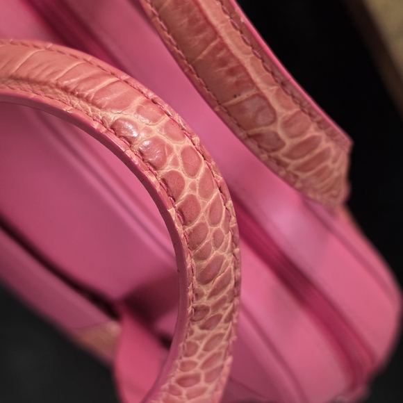 Brighton Pink Leather Barrel Bag with Croc Embossed Trim - Picture 4 of 10